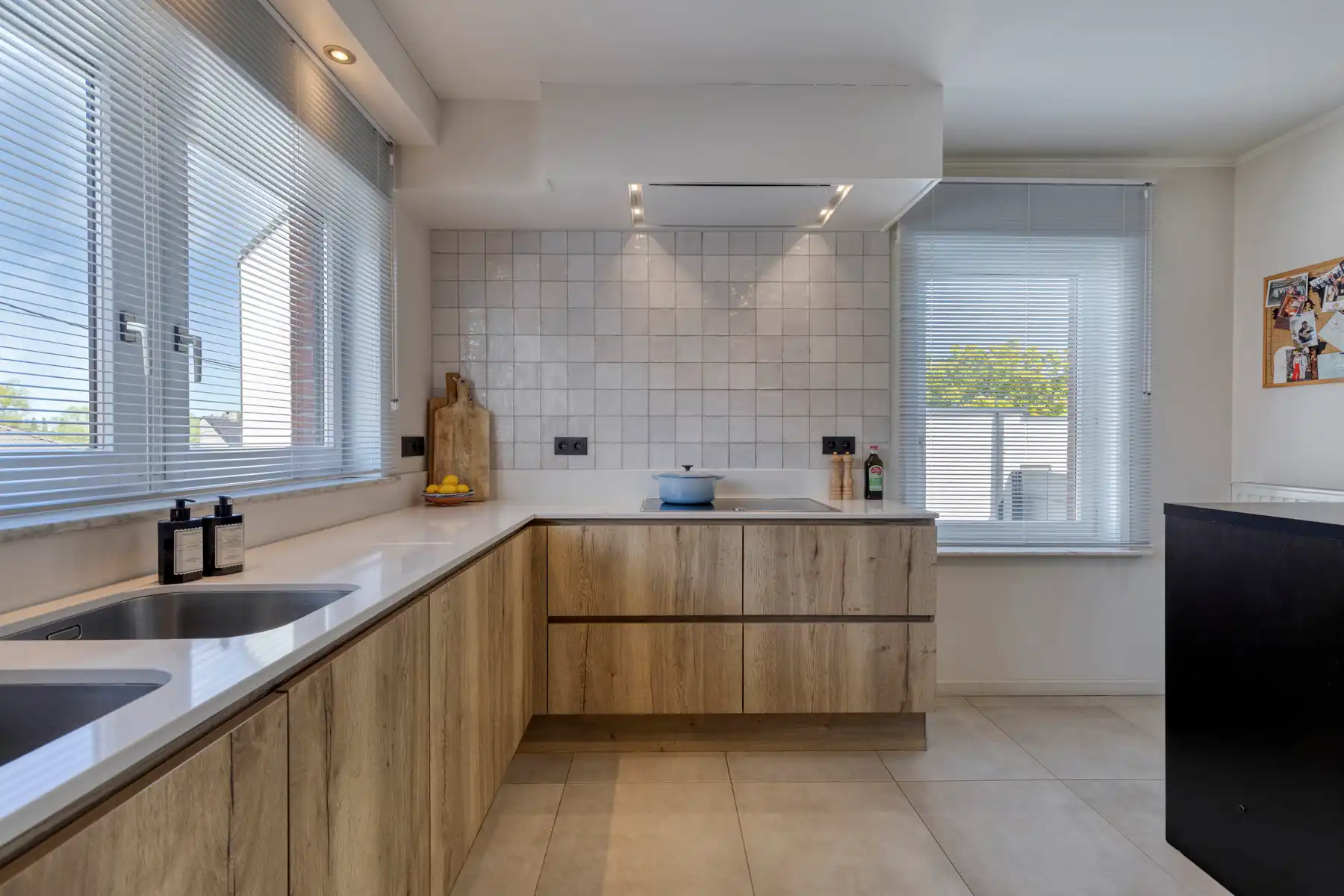 Idyllisch gelegen gerenoveerde HOB op 11a 7ca! foto 11