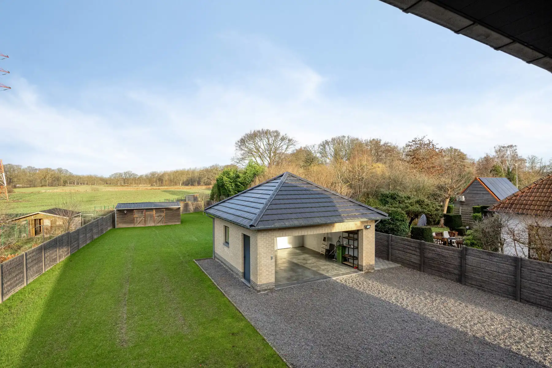 Luxueuze woning met 4/5 slpk. op 11a90ca in Neeroeteren.  foto 33