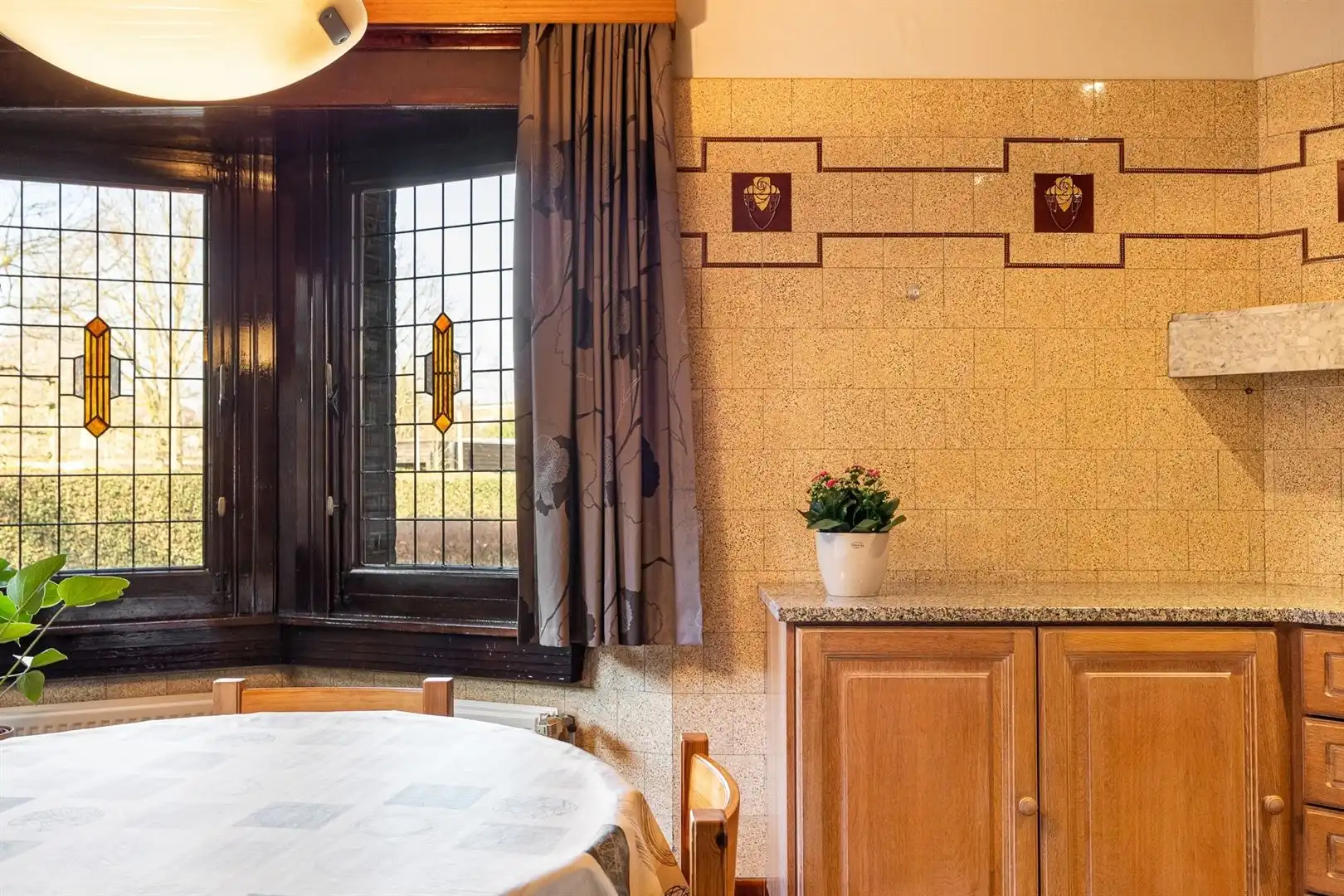 Villa Zonneschijn in het centrum van Ranst foto 10