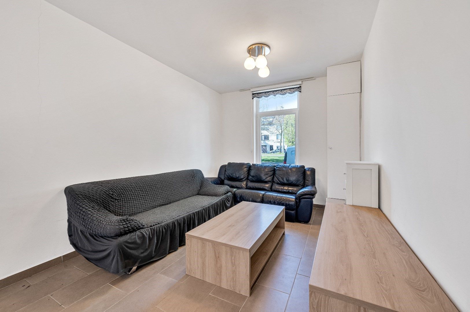 Gerenoveerde stadwoning met 4 slaapkamers foto 4