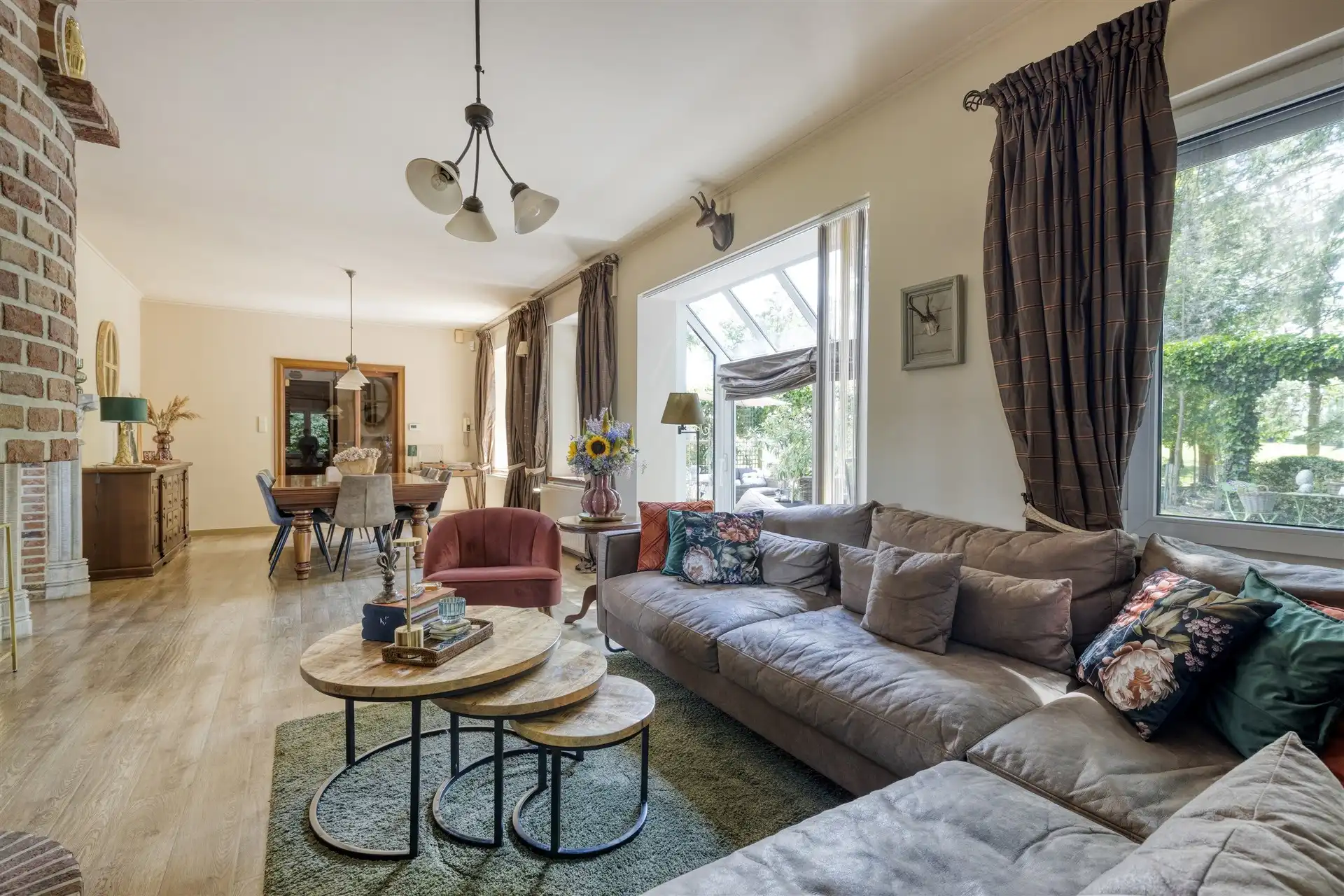 Exclusief gelegen villa op 3.970 m² in Sint-Lievens-Houtem foto 8