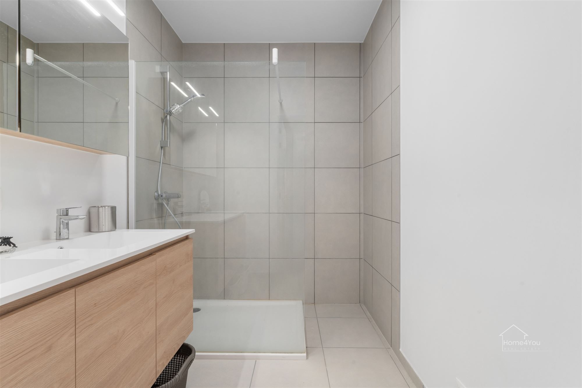 Recent gelijkvloers appartement 2 slaapkamers te Aalter foto 9
