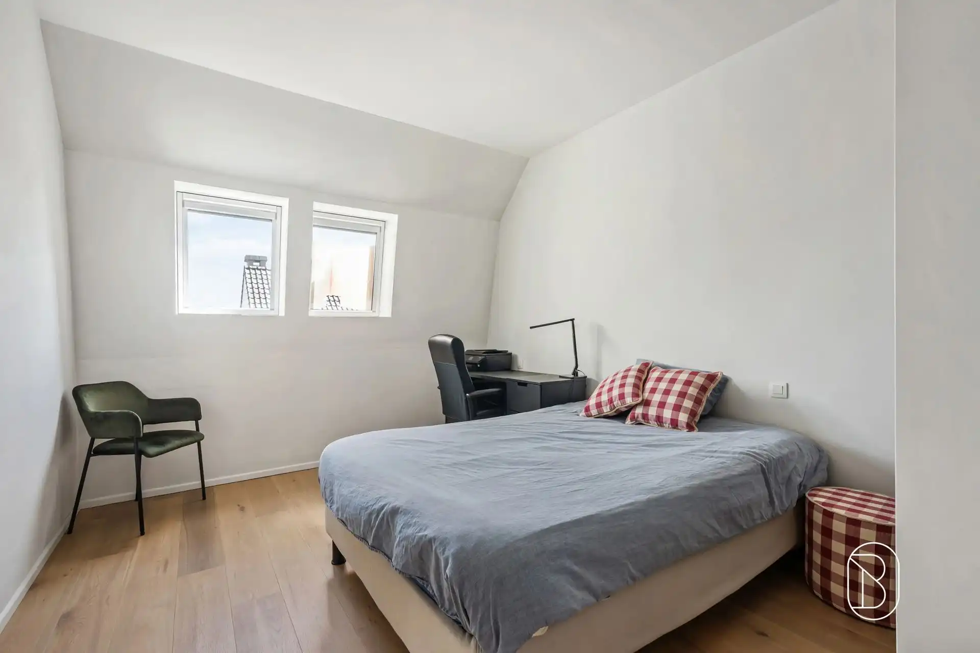 Mooi appartement met zuidgericht terras in centrum Waregem foto 15