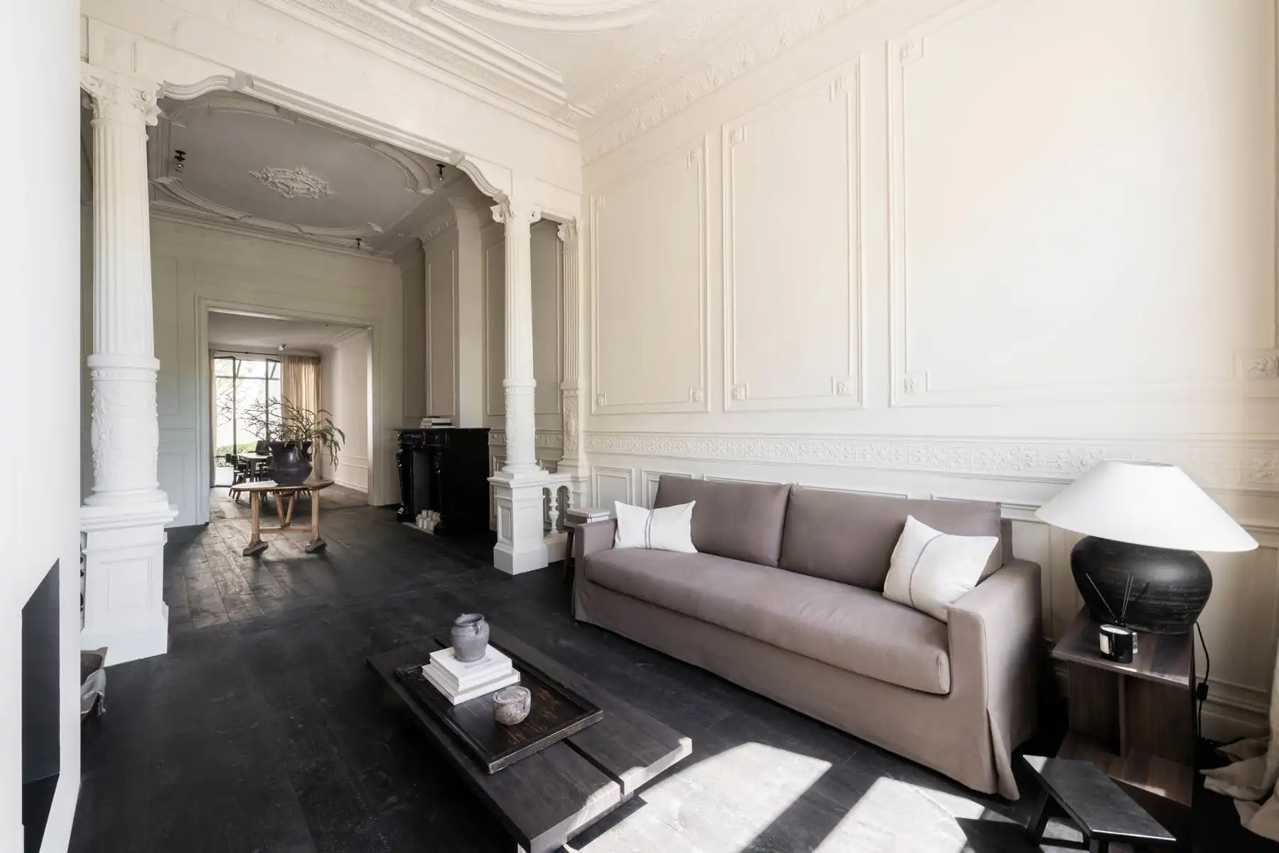 Stijlvol gerenoveerde herenwoning aan de voet van het KMSKA foto 14