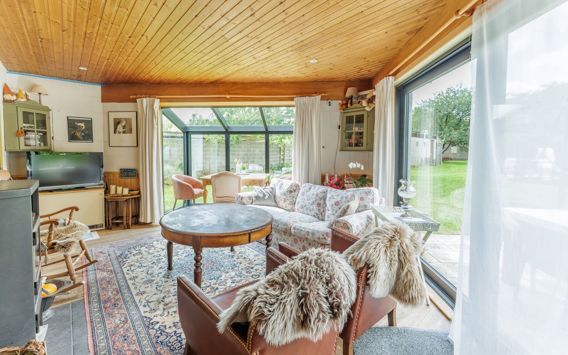 Vrijstaande woning op een perceel van meer dan 45 are foto 9