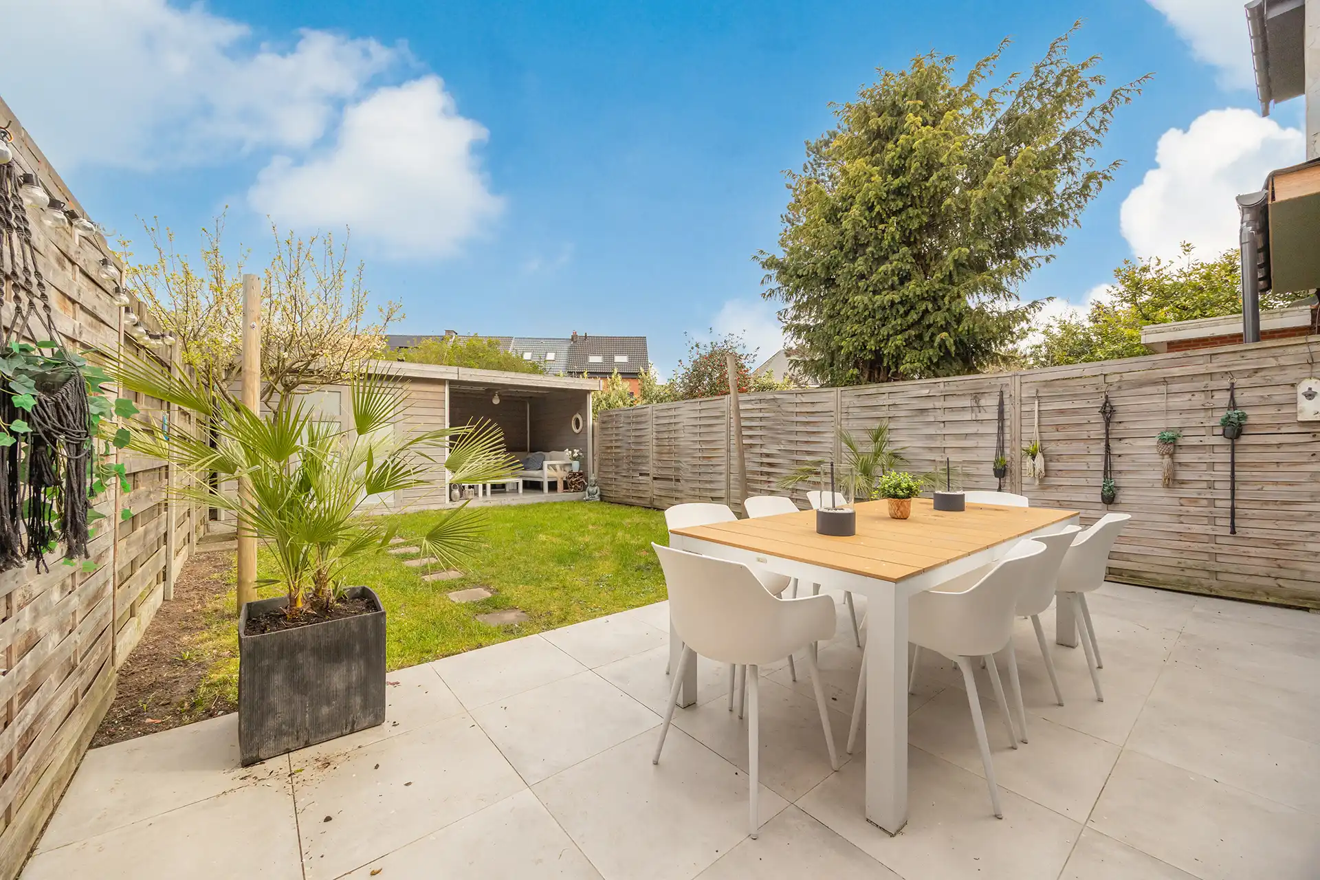 Instapklare woning met 4 slpk, veranda en tuin te Hemiksem! foto 17