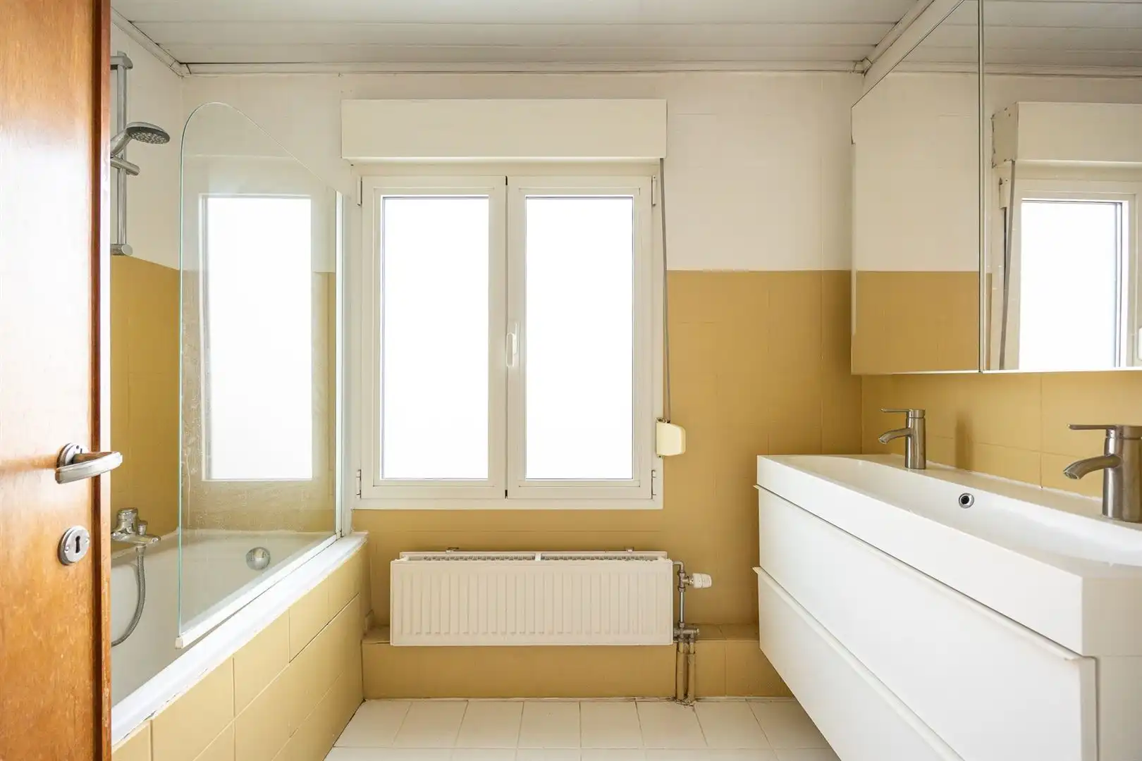 Woning met tuin en garage(s) foto 28