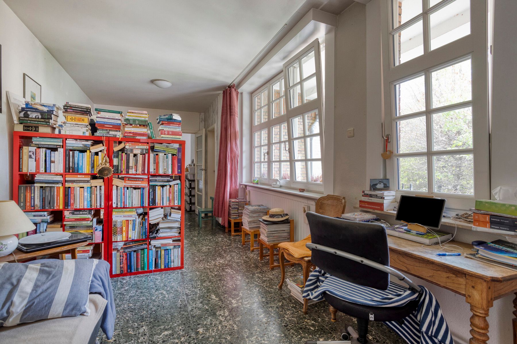 Woning met bijhorend appartement in centrum van Sint-Truiden foto 4