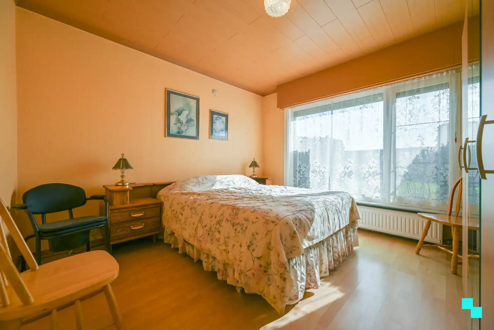 Goed onderhouden villa met garage te Izegem foto 23