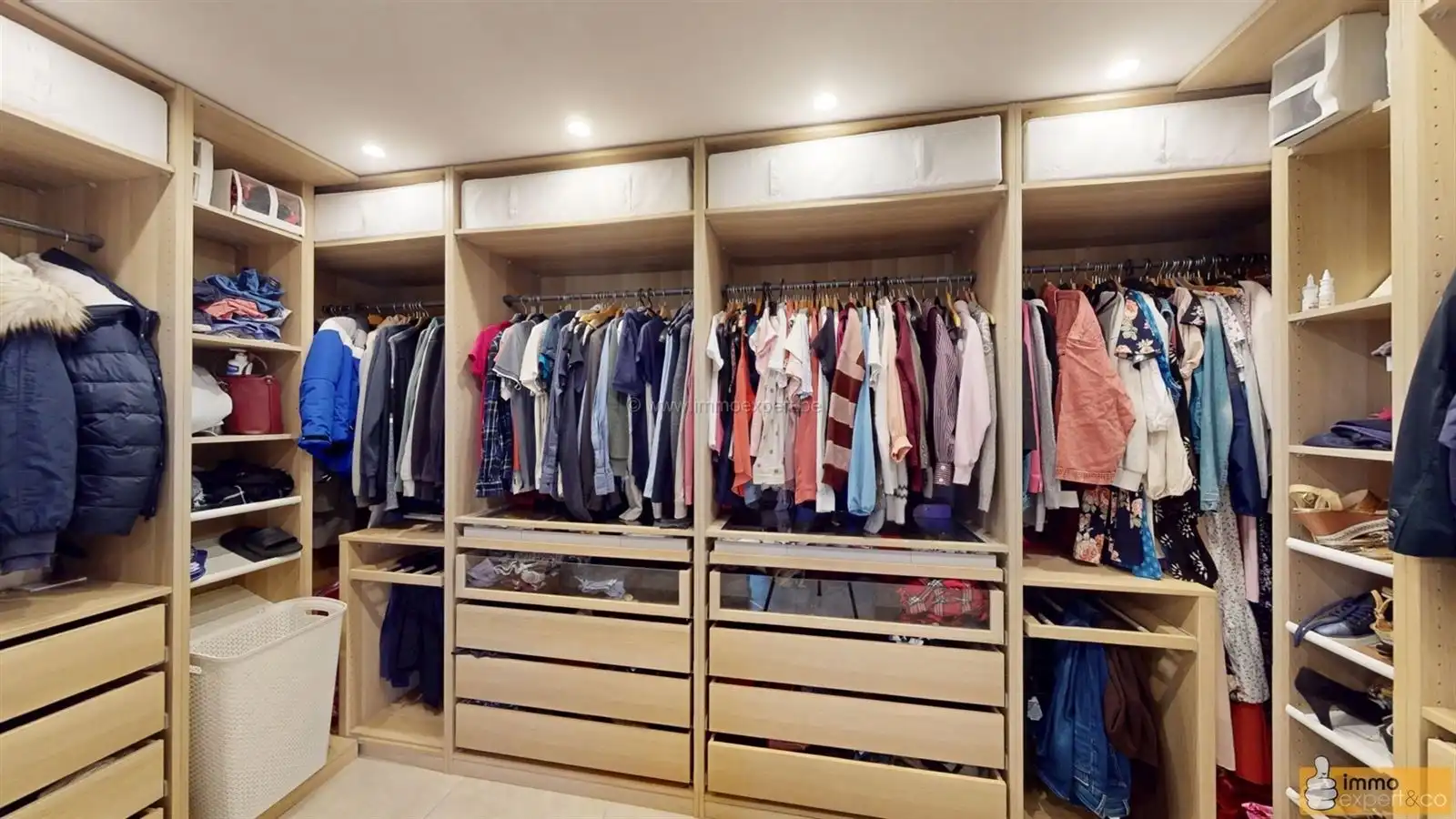 WAMBEEK: Recente, energiezuinige woning met 3 slaapkamers. foto 17