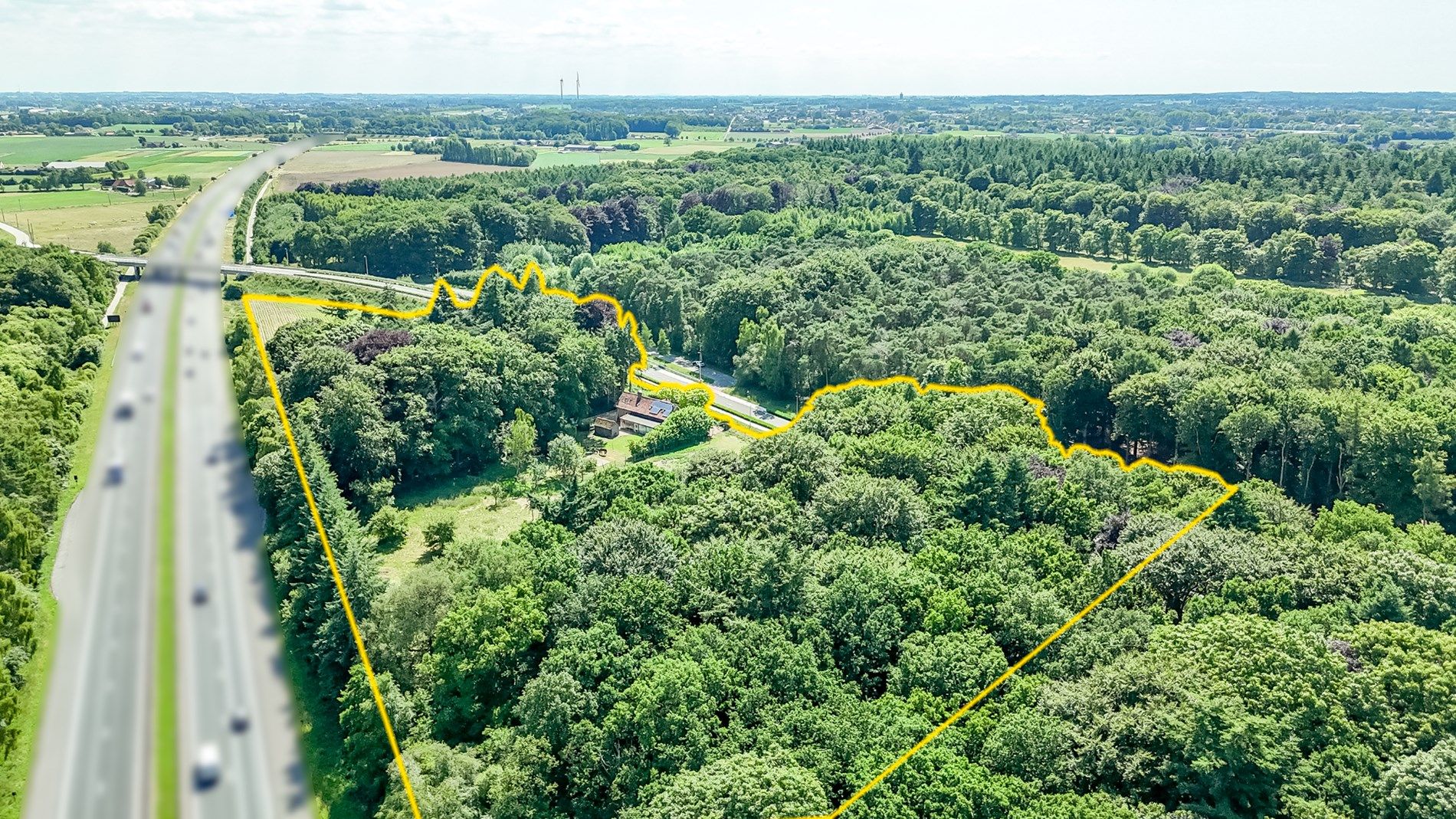 Welkom in deze charmante woning te midden van het groen in het hart van Oostkamp! foto 19