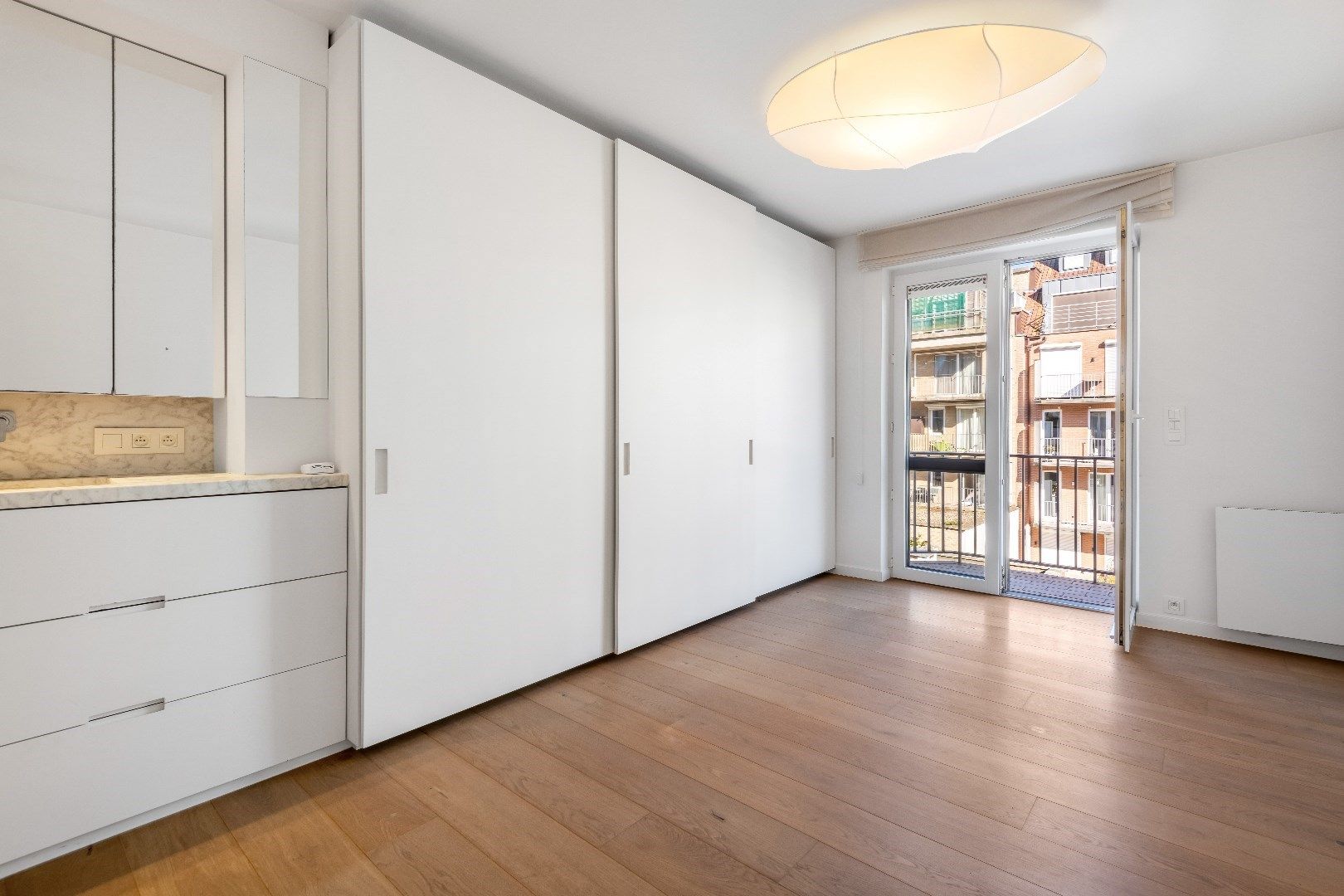Zonnig appartement met zuid-west oriëntatie en uitzicht op het Zegemeer. foto 9