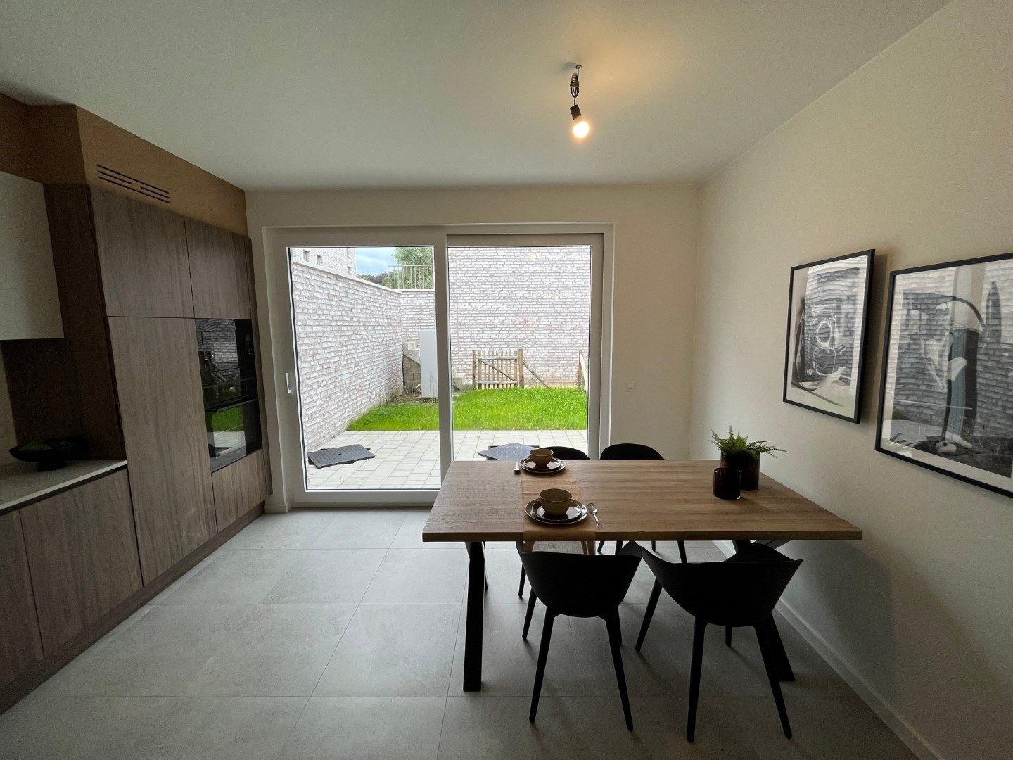 Moderne nieuwbouwwoning in hartje Gavere ! foto {{pictureIndex}}