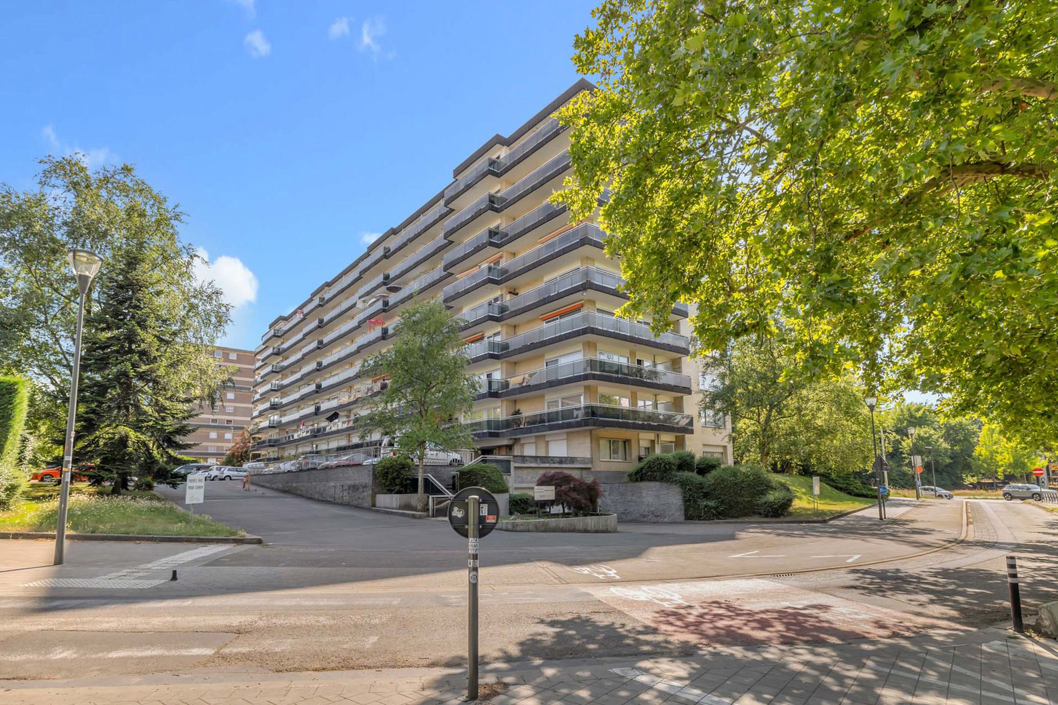 Appartement met 3 slaapkamers te koop in Anderlecht!  foto {{pictureIndex}}
