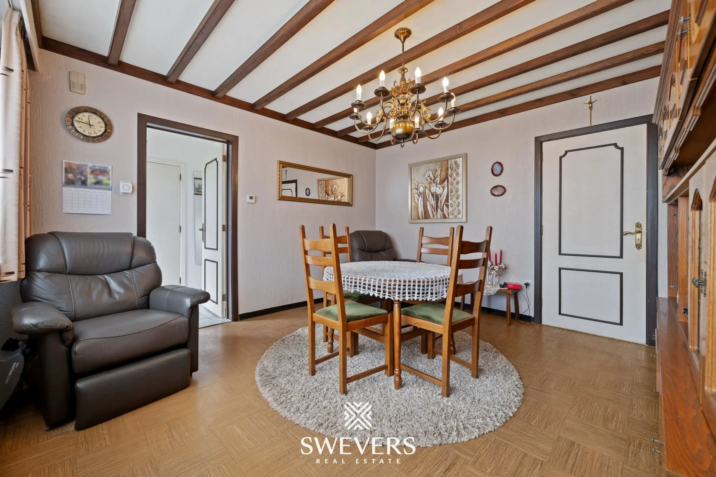 Gelijkvloerse woning op ruim perceel van 9a 25ca  foto 5