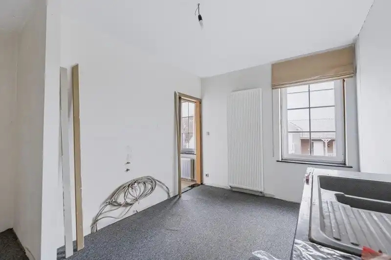 Karaktevolle eengezinswoning met garage en ruime tuin foto 30