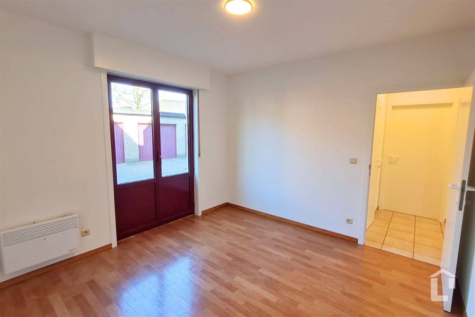 Centraal gelegen appartement met 2 slaapkamers foto 6