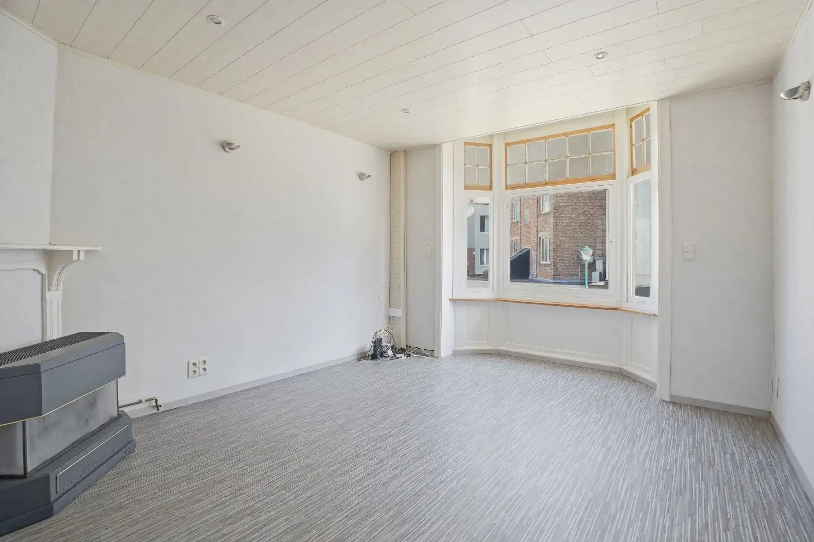 Goed gelegen gebouw op 117m² te De Panne bestaande uit een handelsruimte en woonst.  foto 14