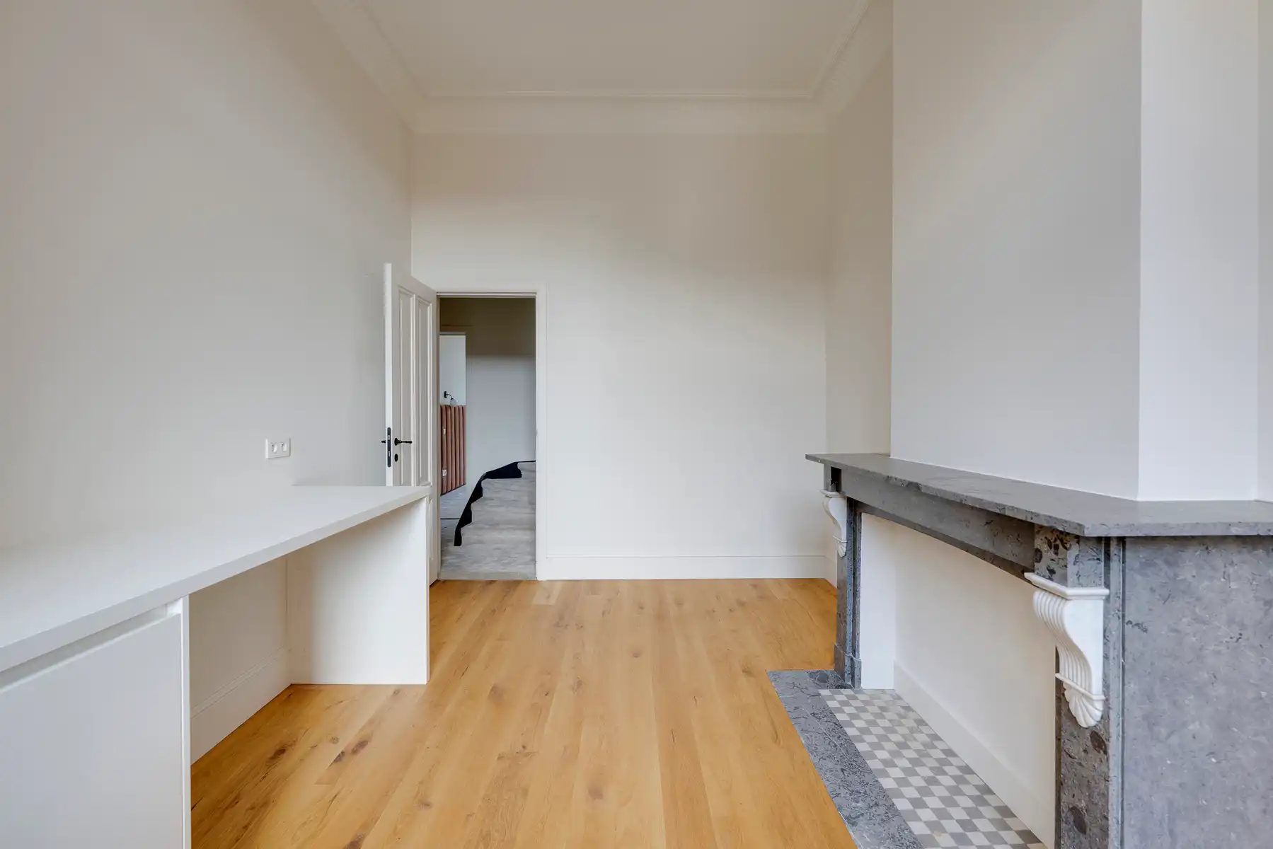 Luxueus gerenoveerde burgerwoning met tuin en terras foto 14