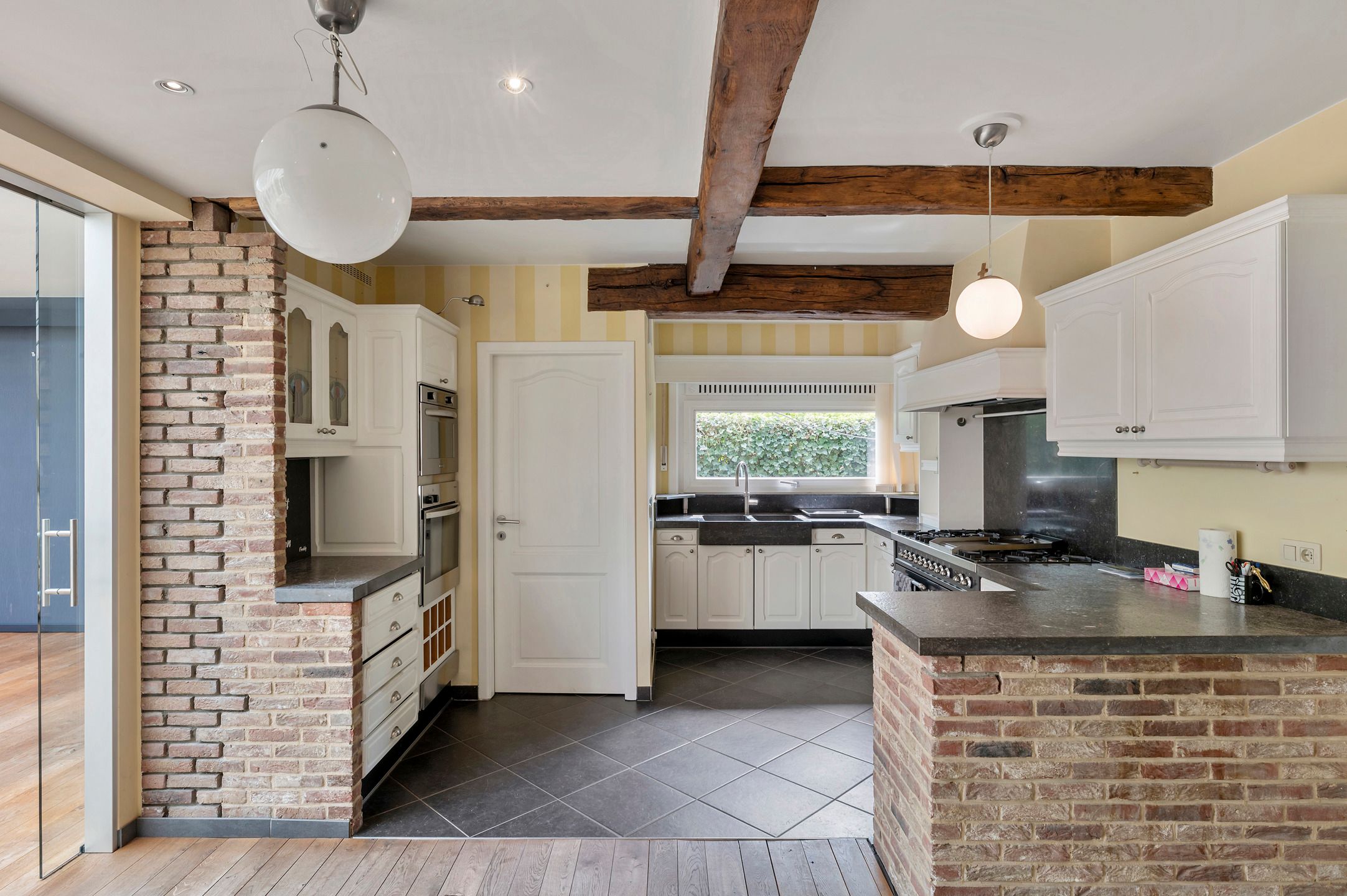 Charmante woning nabij het centrum van Heide foto 10