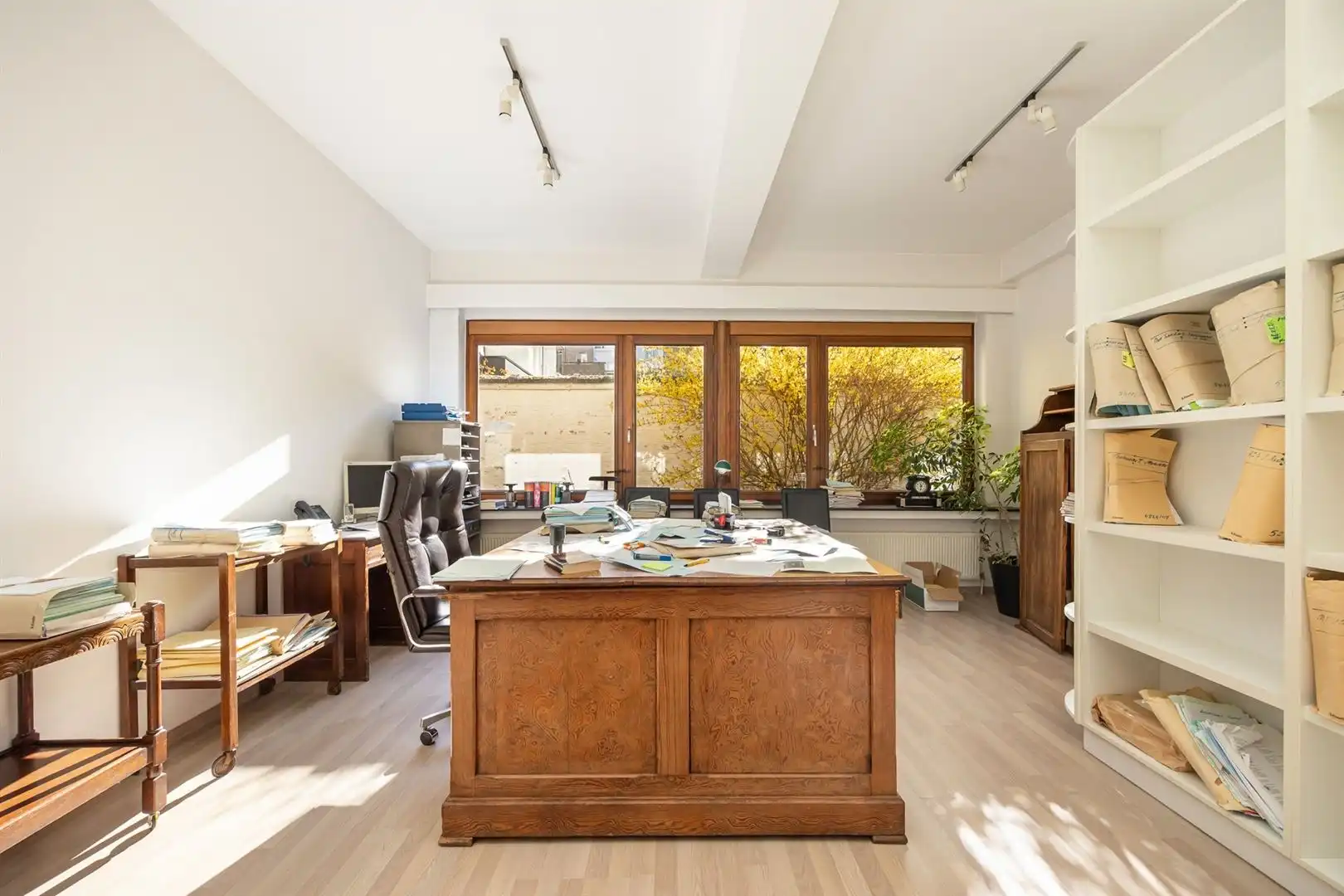 Kantoren (of woonloft) 410m² bij Marnixplaats foto 4