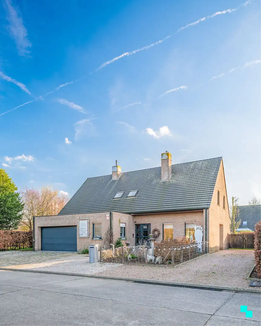 Villa met zonnige tuin en vier slaapkamers te Oostakker foto 33