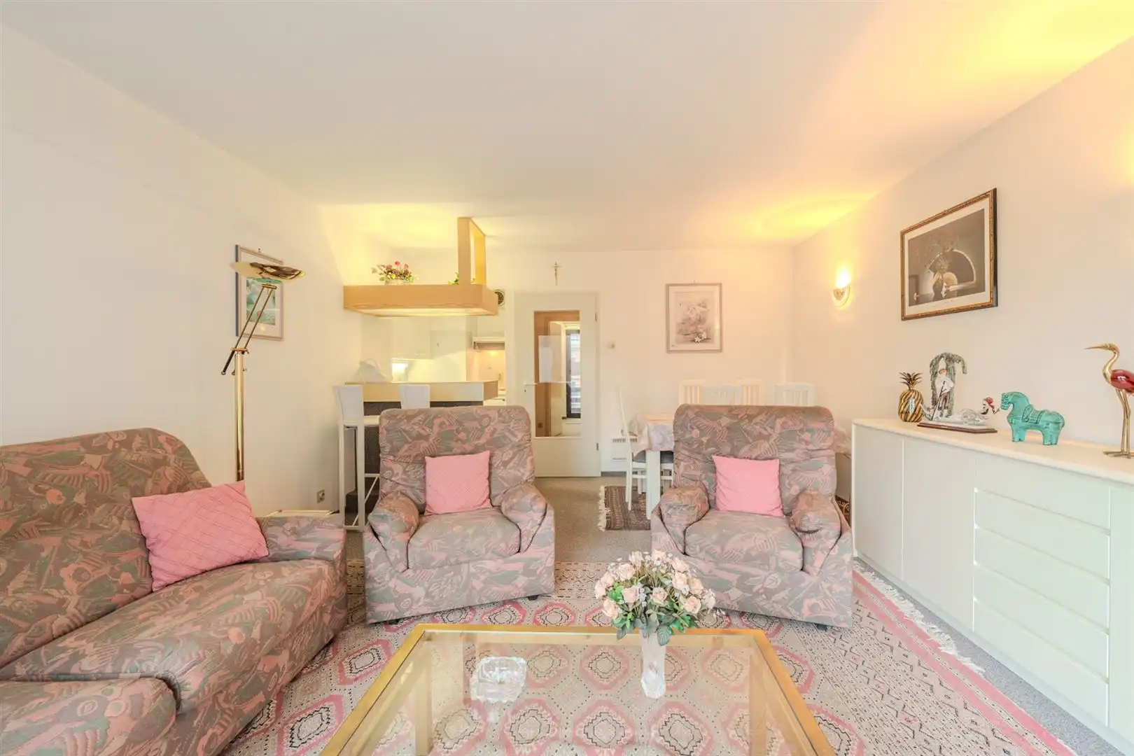 verzorgd appartement met lateraal zeezicht in residentie Falcon foto 10