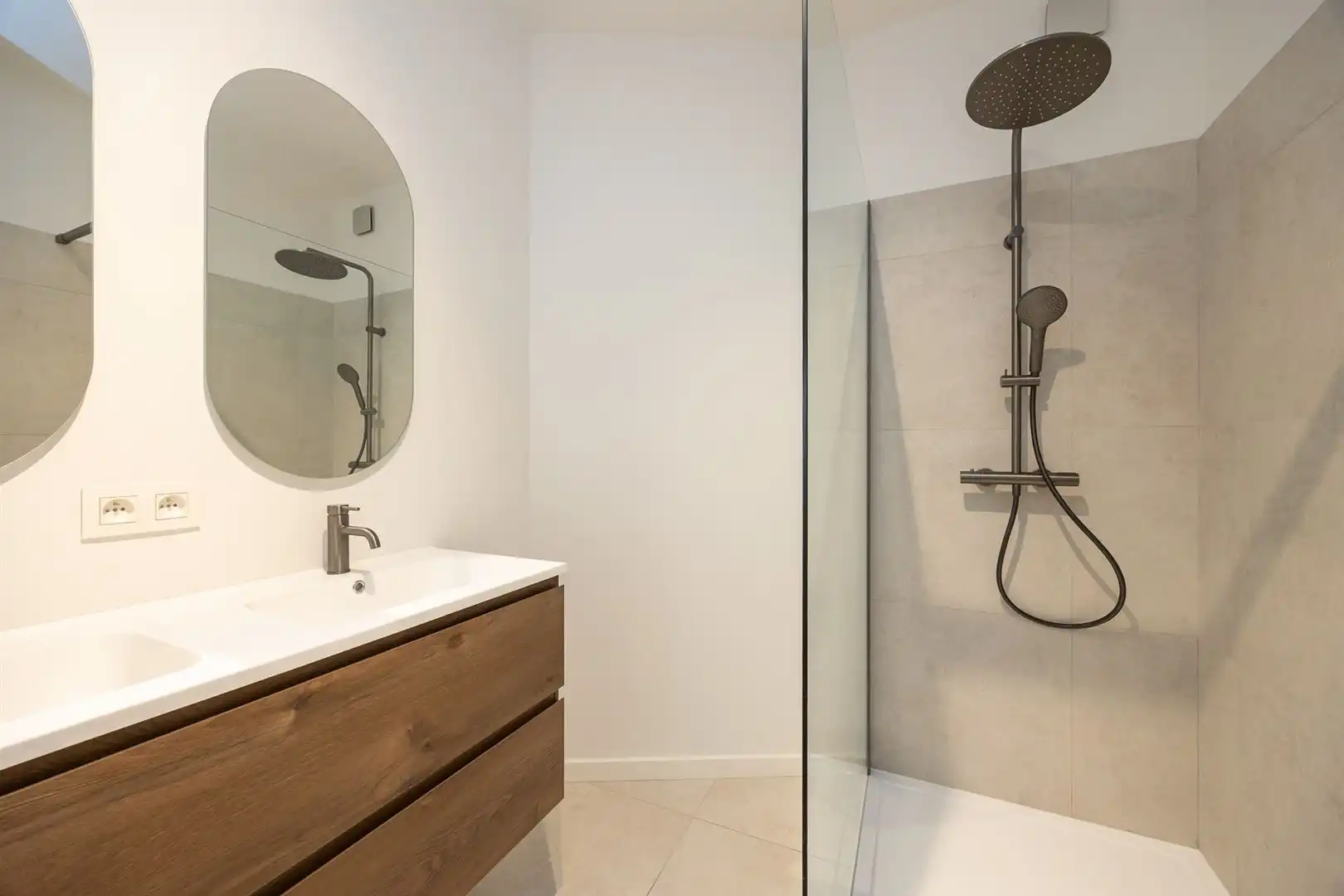 Gerenoveerd en instapklaar appartement met 1 slaapkamer.  foto 13