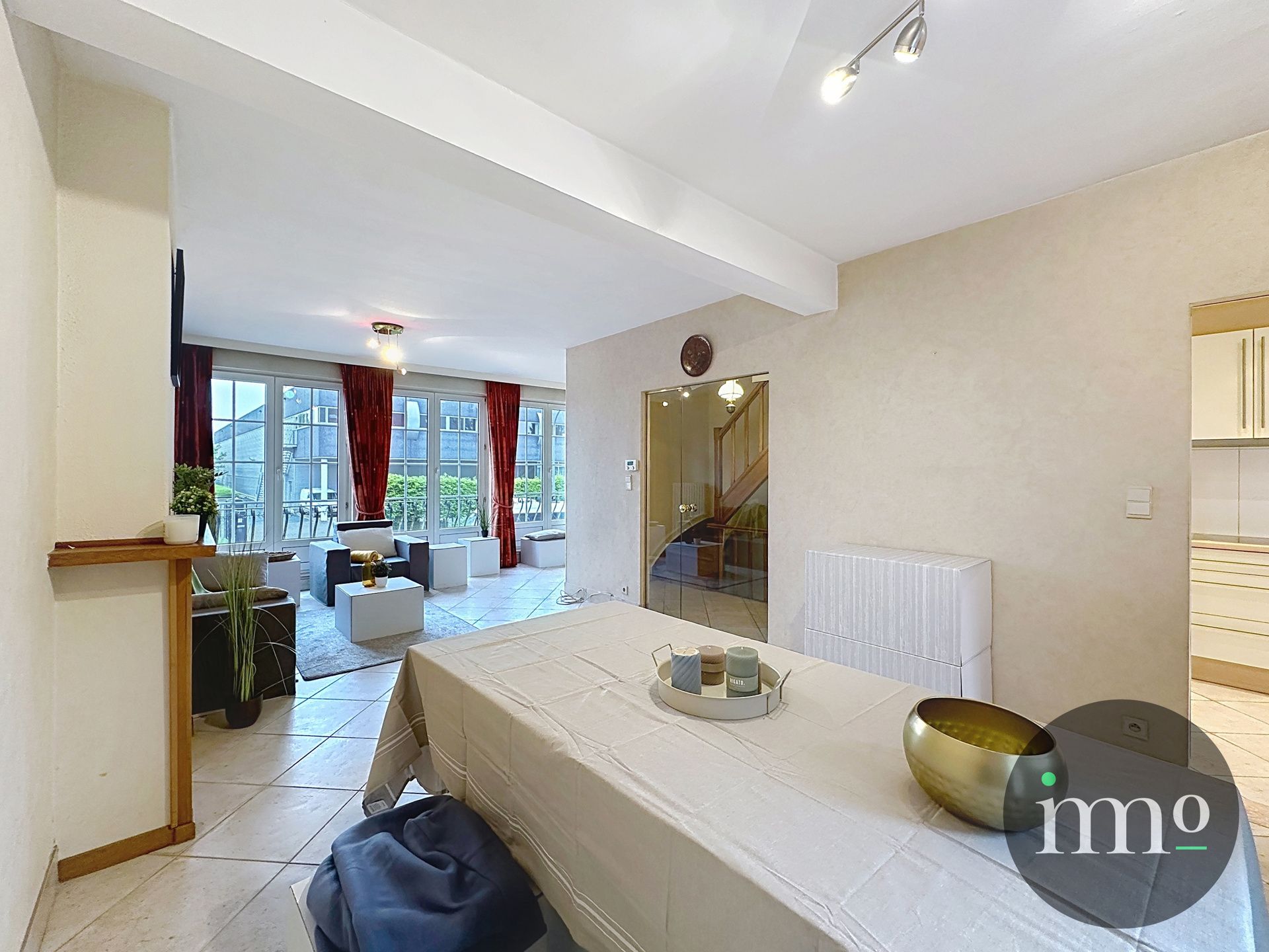 Bel-étagewoning, deels gerenoveerd maar wel instapklaar voor wie geleidelijkaan kleine werken wenst uit te voeren foto 7