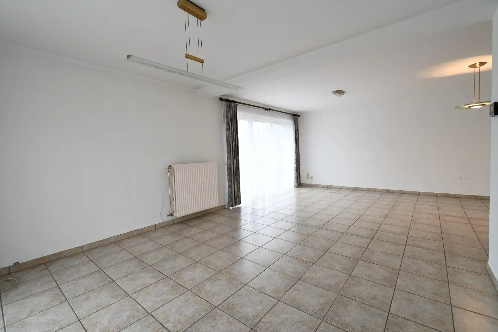 Gelijkvloers appartement met 2 slaapkamers en garage foto 7