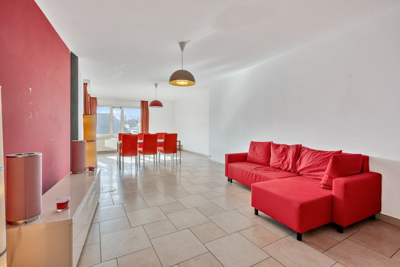 Palend aan de Lieve: Comfortabel appartement met lift, garage en 2 slaapkamers in het Prinsenhof foto 8