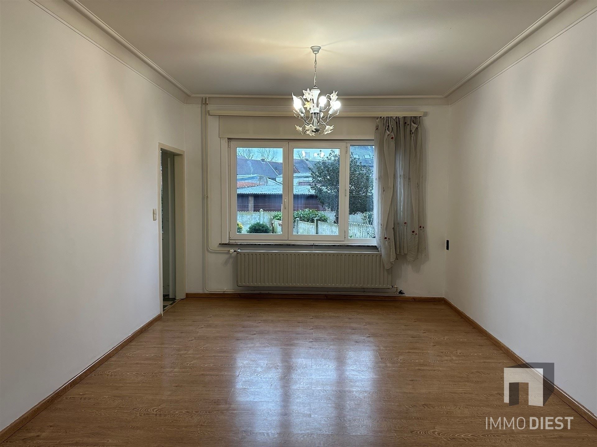 Ruime gezinswoning met 3 grote slaapkamers + bureau of dressing foto 3