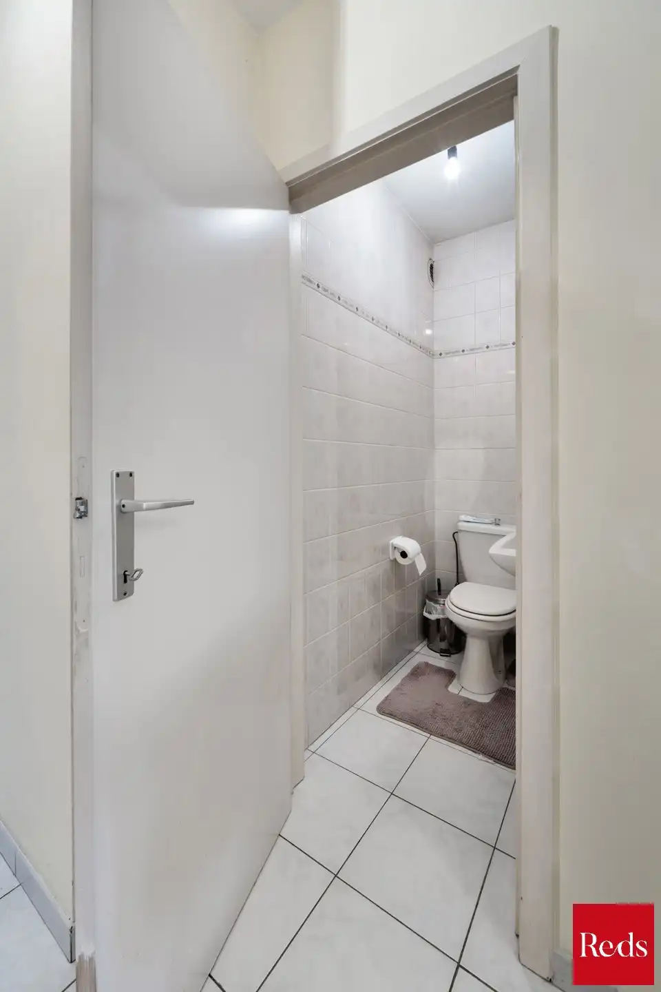 Opbrengsteigendom met 3 verhuurde appartementen nabij stad  foto 13