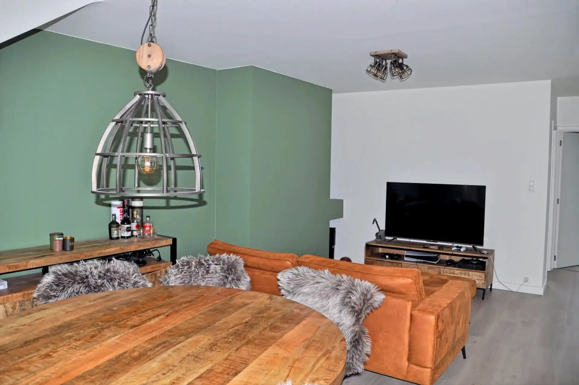 GEZELLIG APPARTEMENT MET 2 SLPKS VAN 74 M² OP EEN CENTRALE LIGGING IN HASSELT foto 5