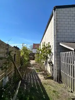 COMMERCIEEL PAND MET OPSLAGRUIMTE EN WOONHUIS OP ZICHTLOCATIE foto 13