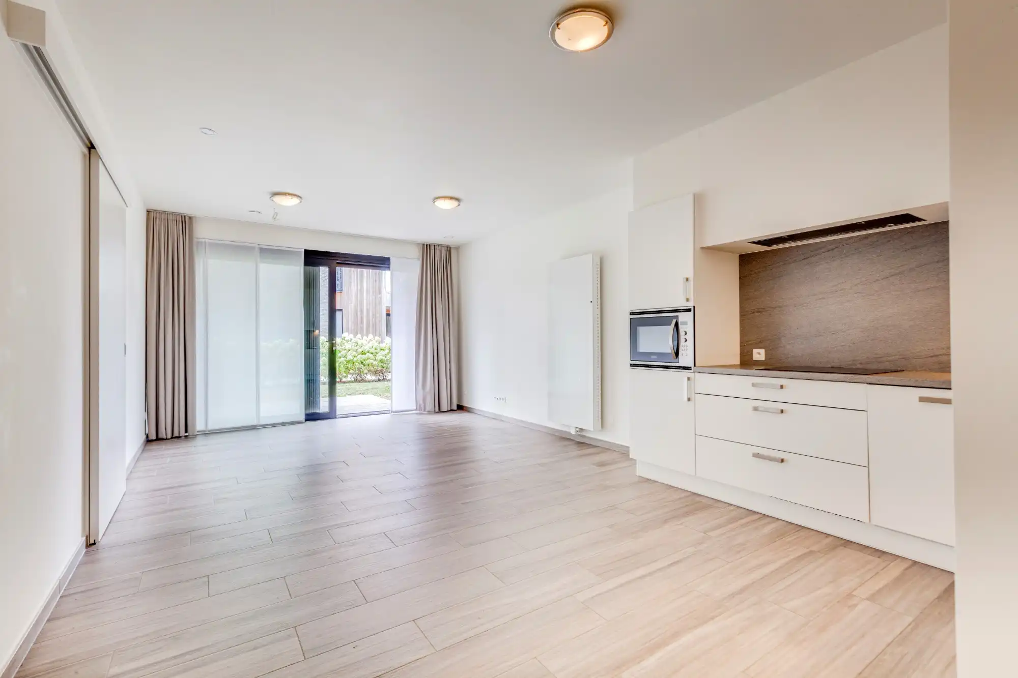 Erkende assistentiewoning met garagebox in een uiterst charmante omgeving foto 4