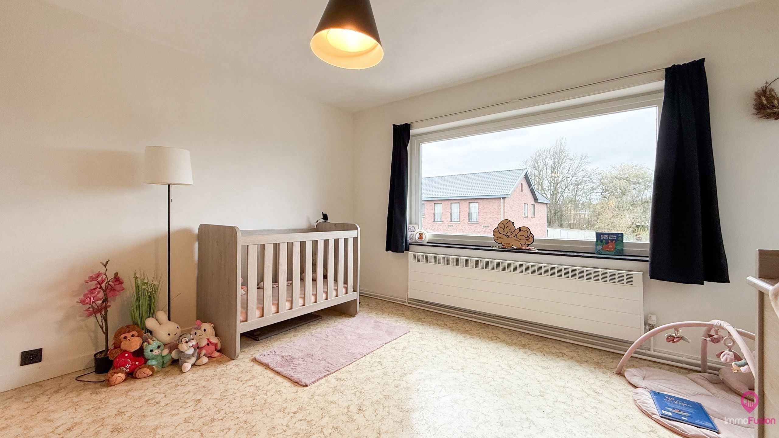 Instapklare woning met praktische indeling gelegen te Halen! foto 24