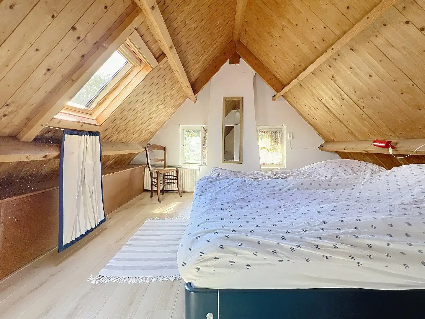 Idyllisch gelegen monumentale woning foto 23