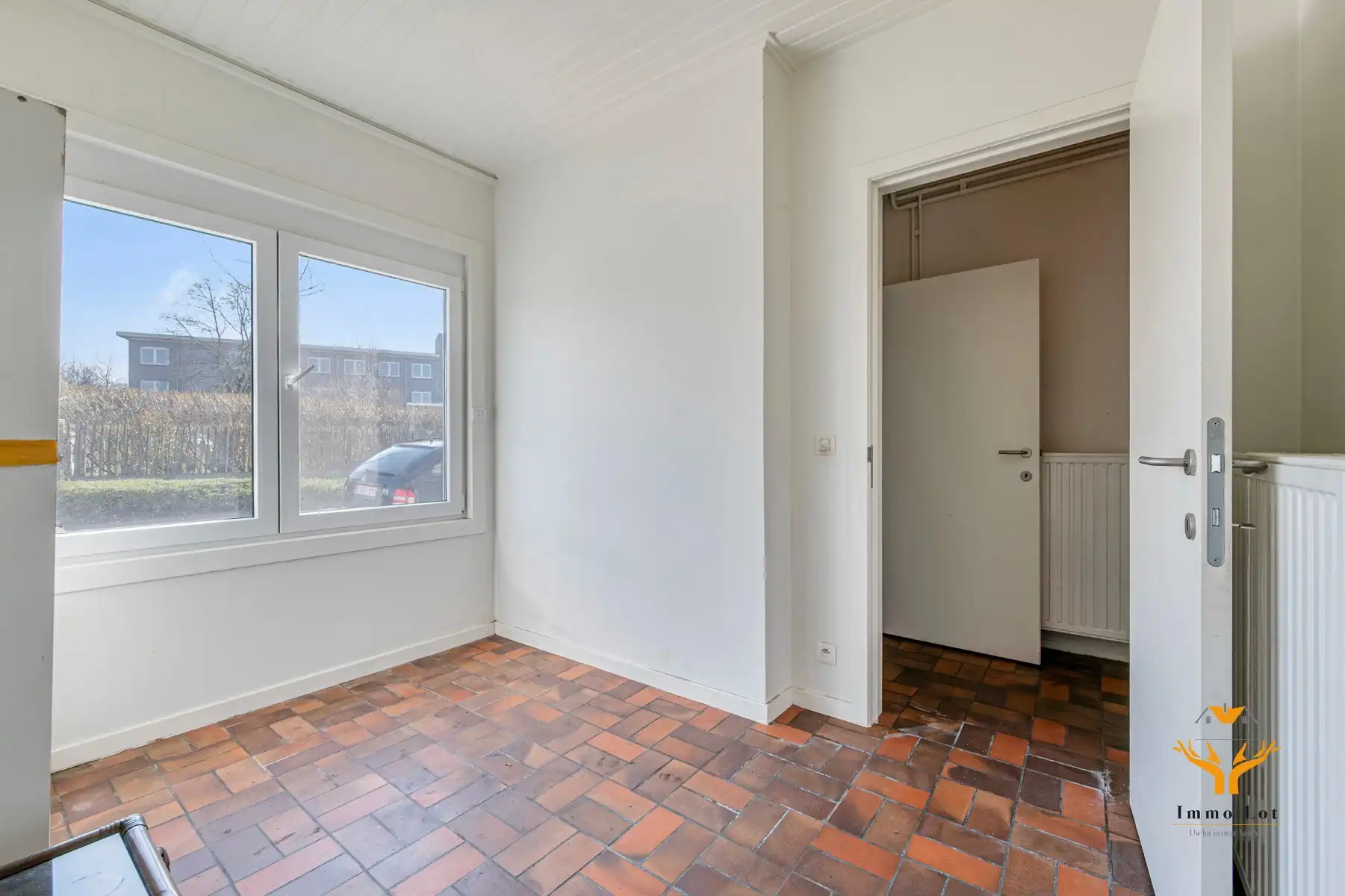 Ideale starterswoning met 4 slaapkamers en tuin foto 9