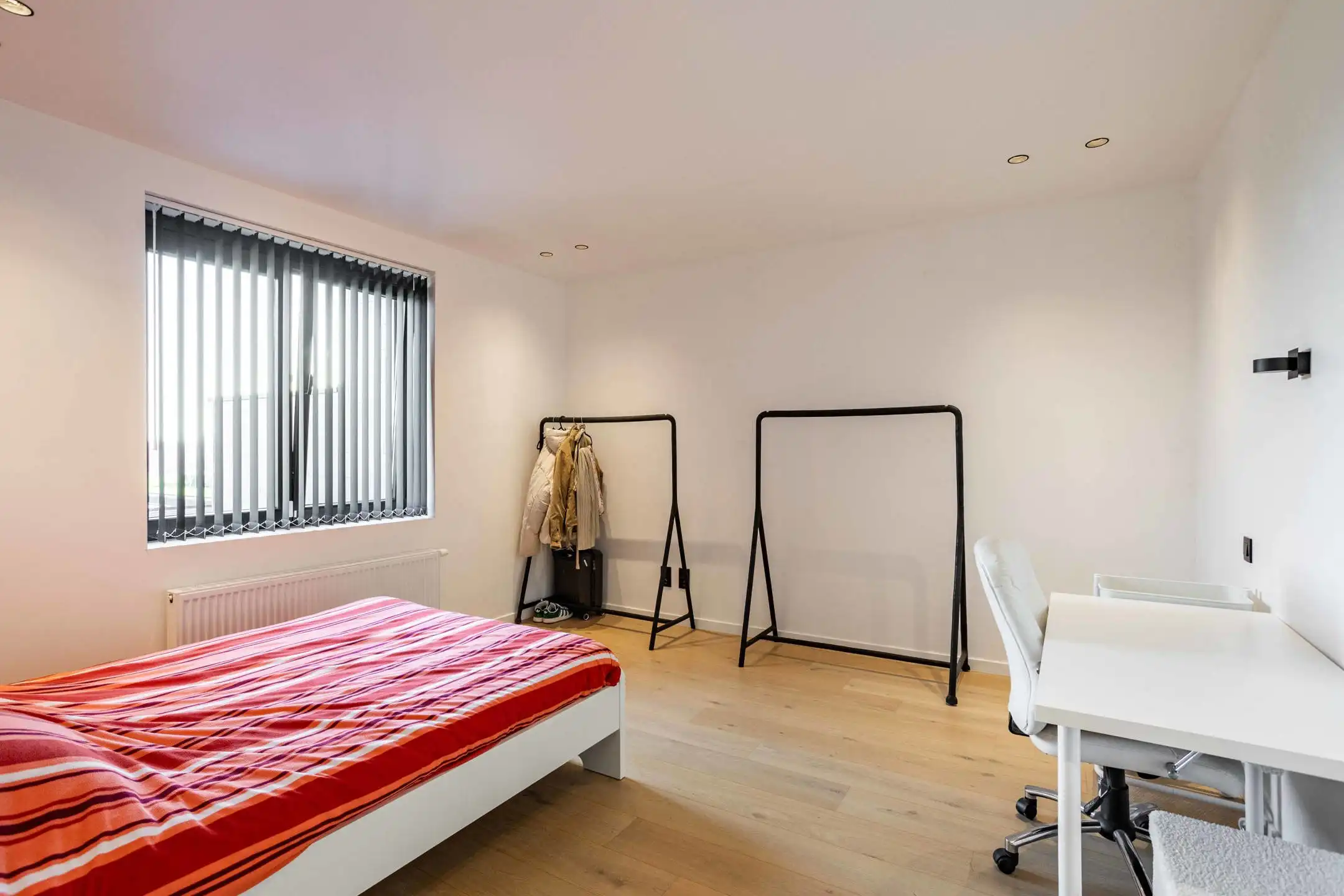 Energiezuinige en kwalitatief afgewerkte woning met 3 slpks foto 9