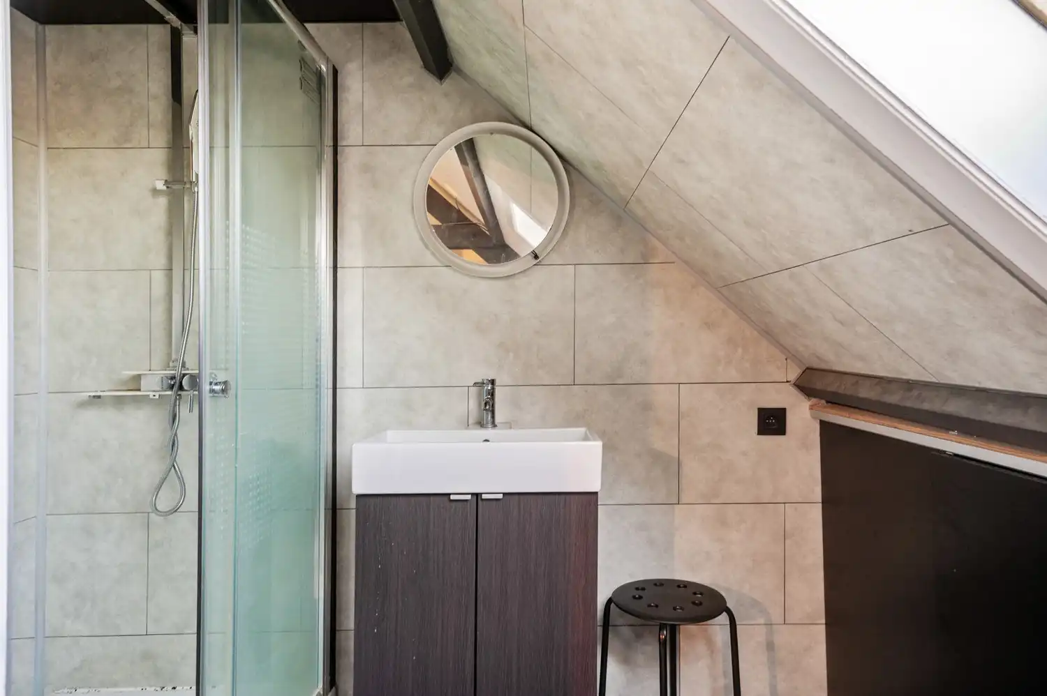 Authentieke woning met 4 slpkrs, loft en magazijn te O-L-V-Waver foto 22