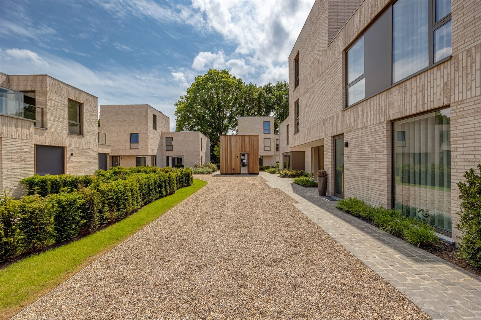 Wonen in het groen van 's-Gravenwezel stijlvol, duurzaam en rustgevend foto 5