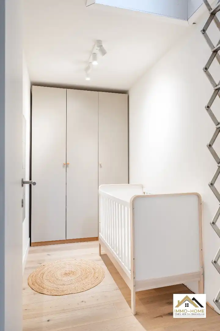 Ruime instapklare woning op toplocatie te Sint-Amandsberg  foto 24