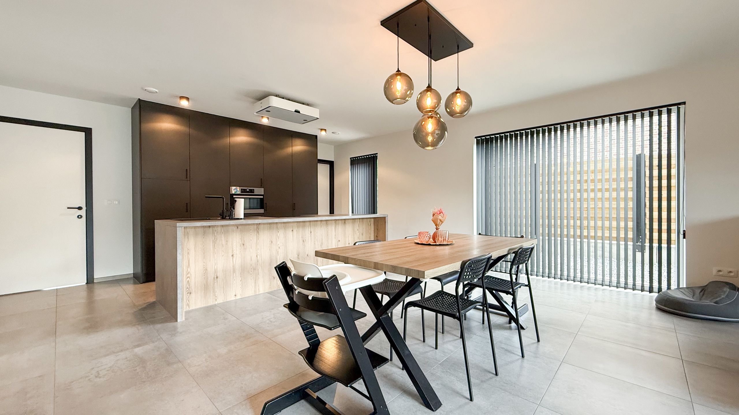 Instapklare BEN-woning met 4slpk en grote omheinde tuin! foto 9