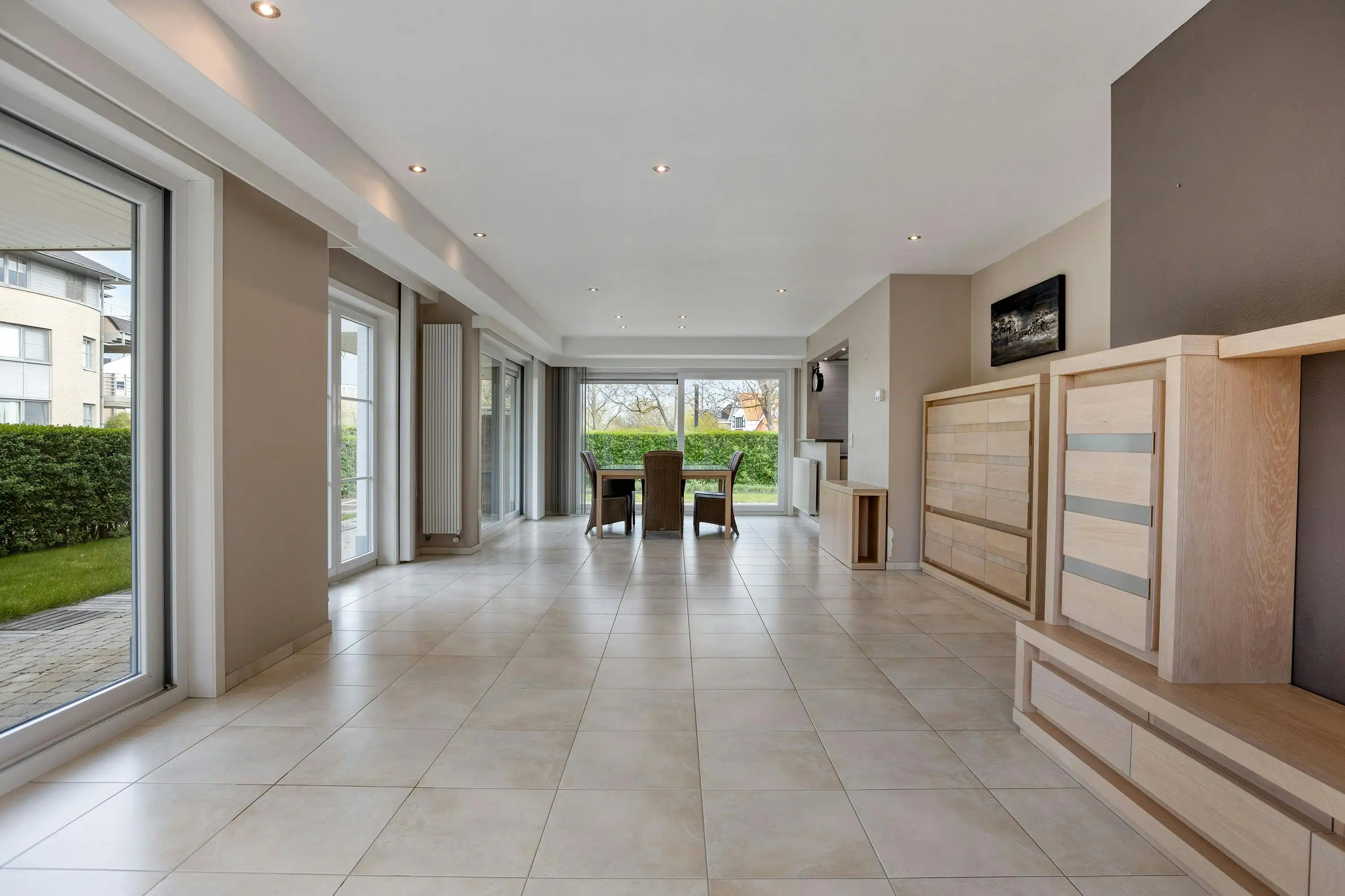 Gelijkvloers appartement (110m²) met tuin op topligging! foto 3