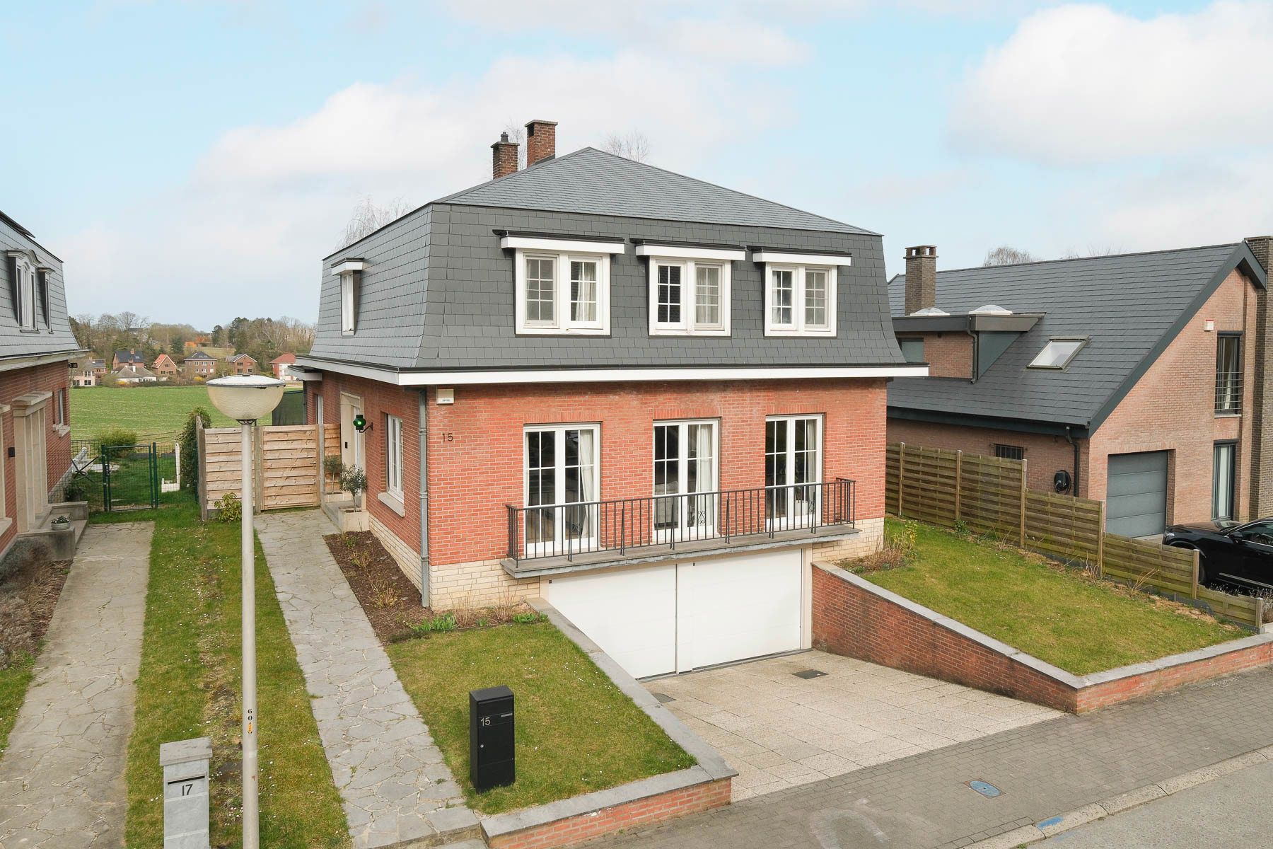 Villa te huur foto {{pictureIndex}}