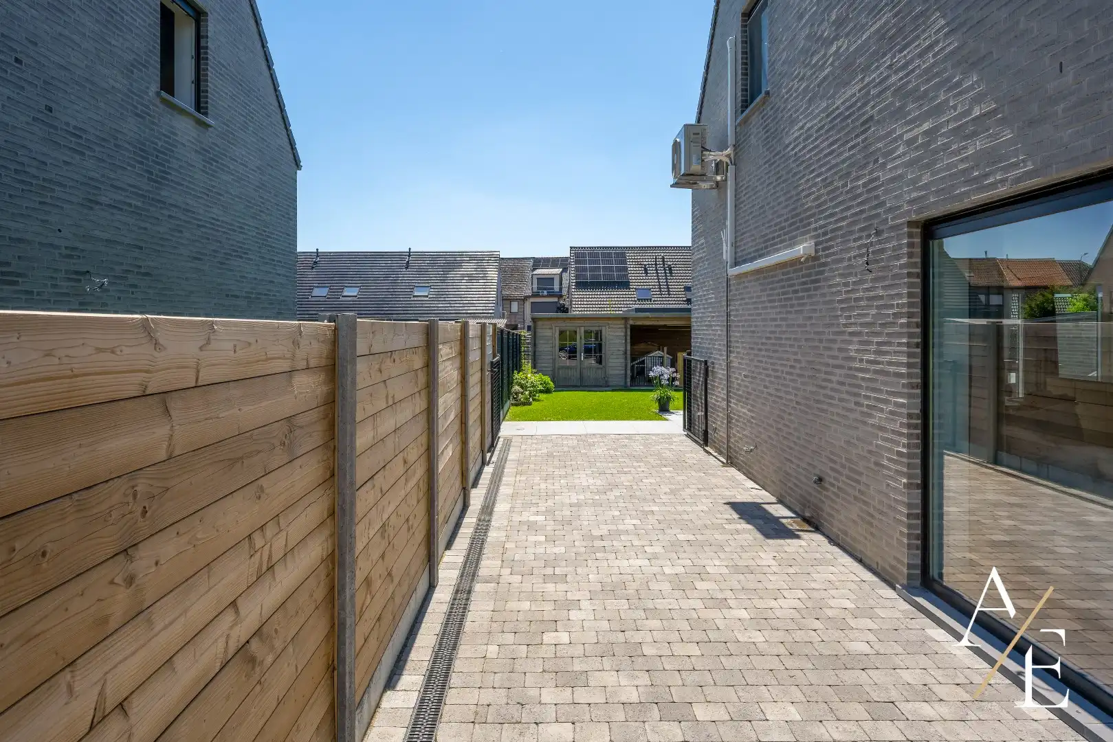 LEDE-Energiezuinige recente woning met 3 slpks  en tuin! foto 16