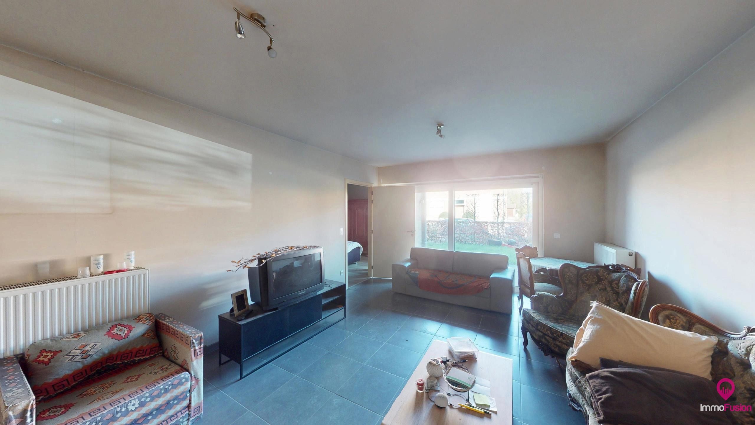 Gelijkvloers appartement me tuin en autostandplaats! foto 3