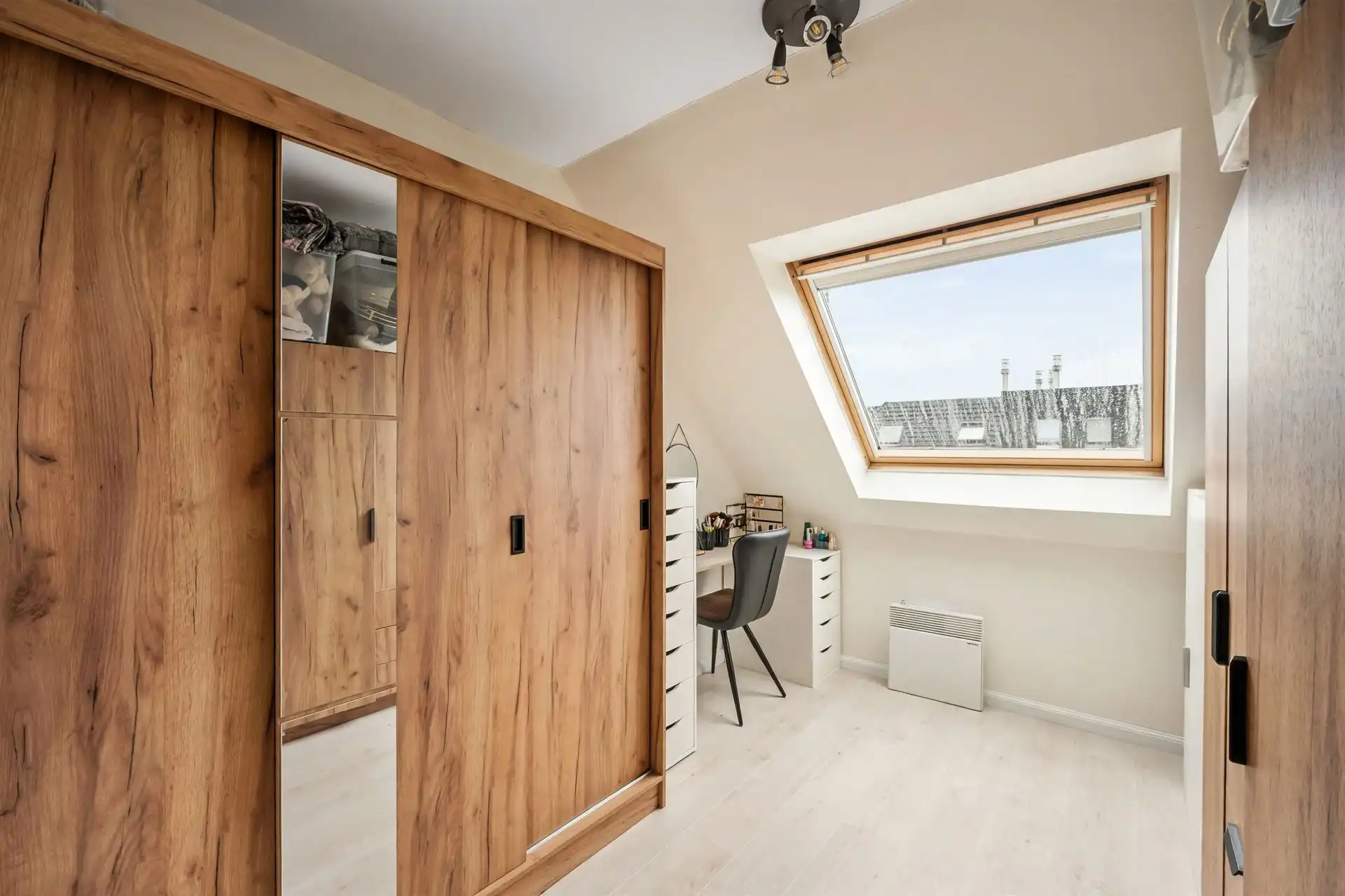 Instapklaar appartement met 2 slpk en terras in Oudenaarde foto 8