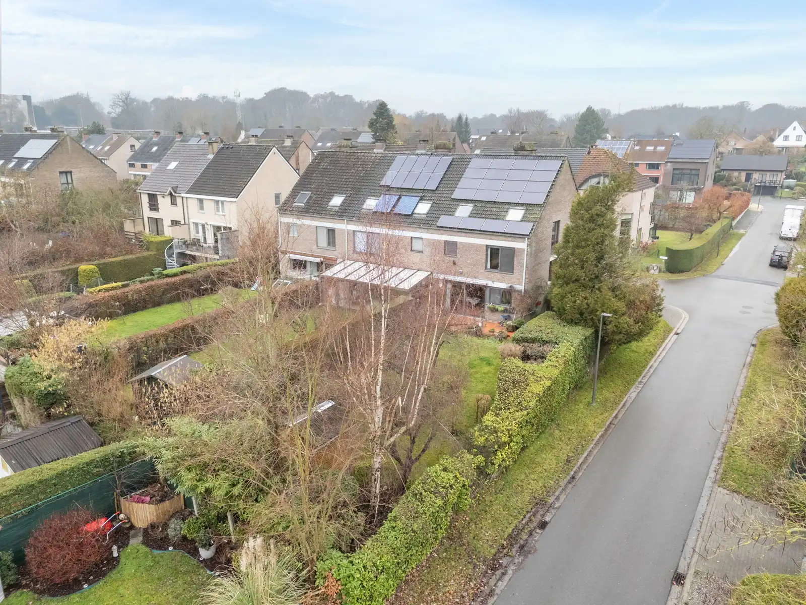 Gezinswoning met 3 slaapkamers, 2 garages en tuin te Meise  foto 3